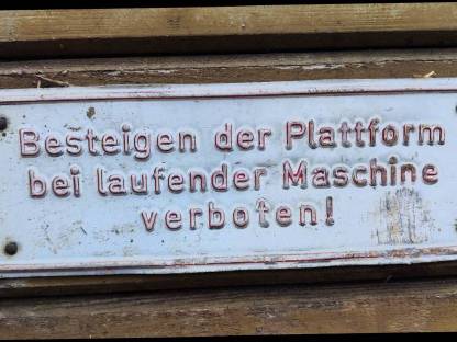 Bild 8:Bergmiststreuer Krone