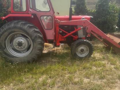 Bild 3:Massey Ferguson 165 mit Frontlader