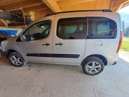 Auto