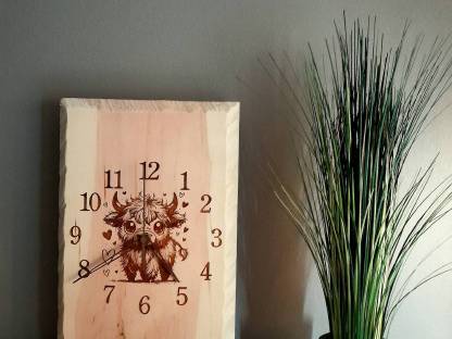 Küchenuhr, Wanduhr, Zimmeruhr aus Zirbenholz, Kälbchen