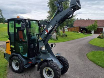 Hoftrac Giant D337T weidemann