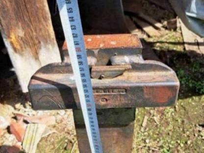 Bild 2:Palettengabeln