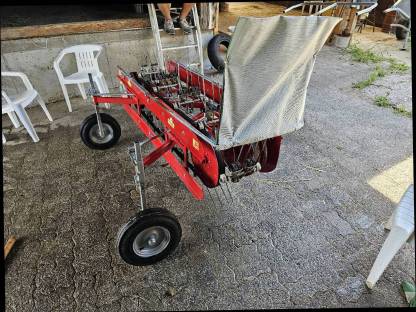 Bild 4:Aebi AM 20 mit Bandrechen