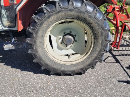 Reifen 14.9 R30