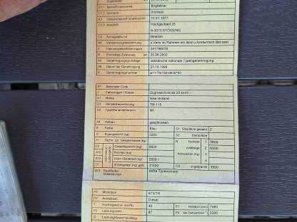 Bild 7:Traktor New Holland TM115