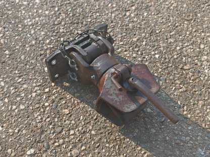 Steyr Konsole, Zugmaul, Anhängevorrichtung