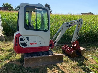 Takeuchi TB216