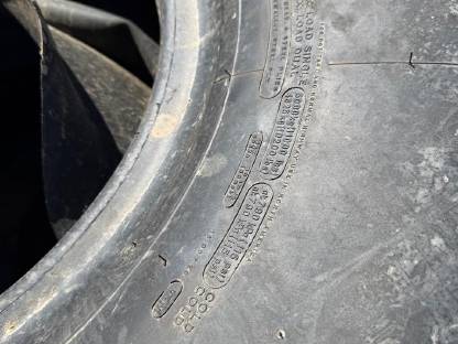 Bild 5:Reifen 14.00R20 Michelin G-20 XZA4 für Unimog Lkw Anhänger