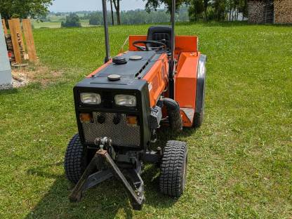 Bild 5:Holder P20, Iseki Mähwerk