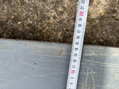 Bild 8:Manitou Palettengabel 3,5 t verstellbar