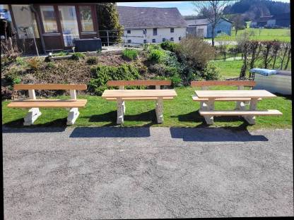 Bild 4:Hausbank, Gartenbank, Tisch