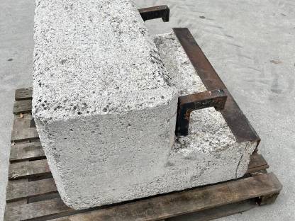 Bild 3:Front-/Heckgewicht 820 kg