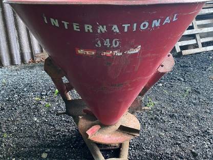 Düngestreuer, International 540