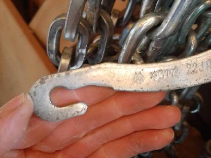 Bild 6:540/65-R24 Netzkette, Schneekette, Forstkette