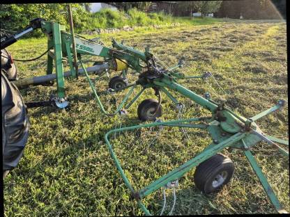 Bild 6:Stoll Z550 Hydro Kreiselheuer Wender