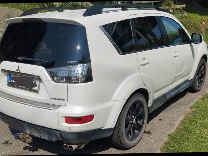 Bild 9:Mitsubishi Outlander 2.2