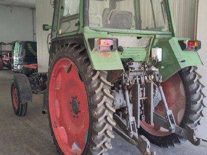 Bild 2:Fendt F 360 GT mit Zubehör