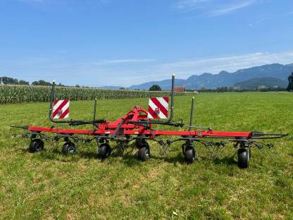 Bild 2:Kreiselheuer Vicon Fanex 643