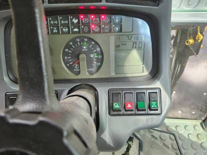 Bild 9:Deutz Fahr Agrotron 6.05 105