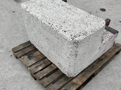 Bild 4:Front-/Heckgewicht 820 kg