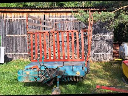 Bild 2:Steyr Hamster 17 Ladewagen