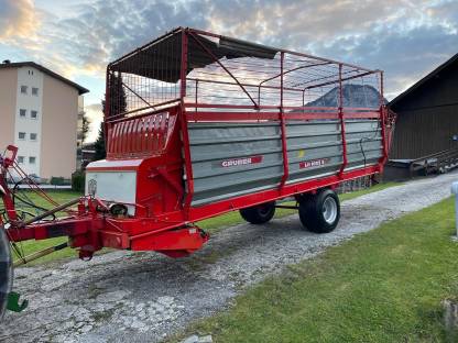 Gruber Ladewagen LH 1033S