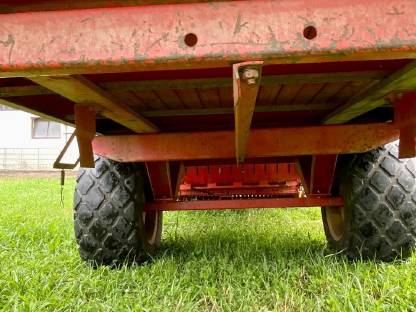 Bild 9:Mengele LW 330 Super Ladewagen