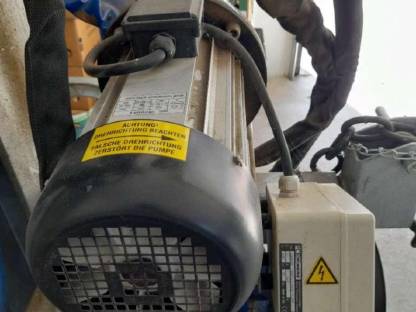 Bild 3:Binderberger Holzspalter HZE 20 stehend