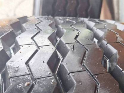 Bild 4:Kompletträder 8-Loch-Felgen