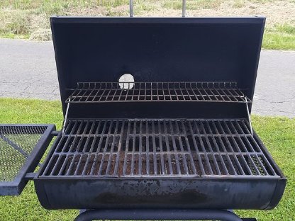 Bild 4:Holzkohlegrill mit Kastaniengrillpfanne Jamestown