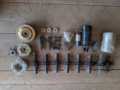 Bild 8:Mähdrescher, Parzellendrescher TGRM