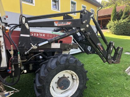 Bild 2:Steyr 8075 Allrad