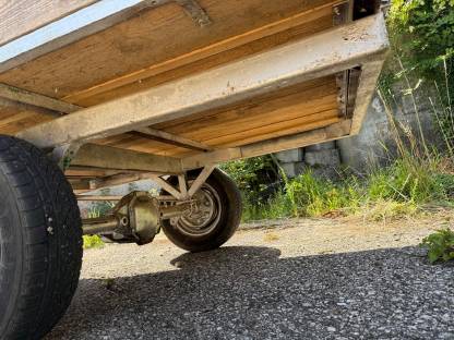 Bild 3:Traktoranhänger 10 km/h