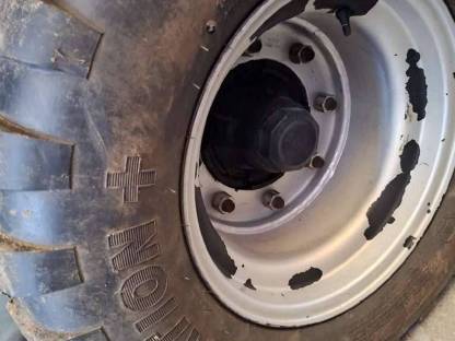 Bild 5:4 Kompletträder 480/45 R 17