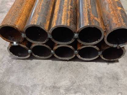 Bild 2:Starkwandige Rundrohr Reste 42,5 mm