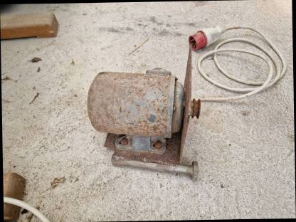 Bild 3:Motor 220V/380V Marke Kamaryt