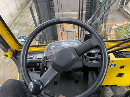Bild 6:Komatsu FG-45T - 4,5 t Tragkraft - Top Zustand