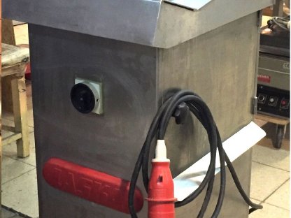 Bild 3:Bandsägen, Rauchanlage, Cutter, Aufschnittmaschinen, Füller