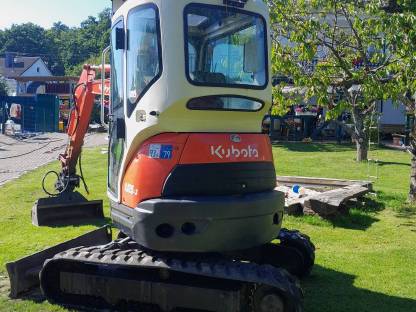 Bild 3:Bagger Kubota U25-3
