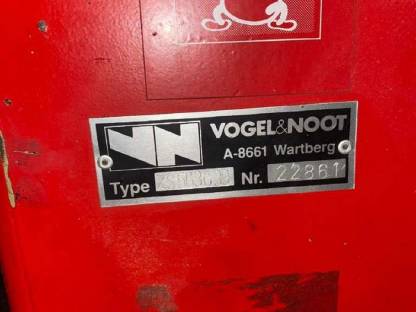 Bild 4:Verkaufe Vogel & Noot 4-Scharr-Wendepflug