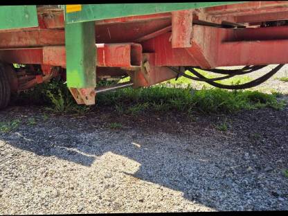 Bild 5:Ballenhänger selbstladend