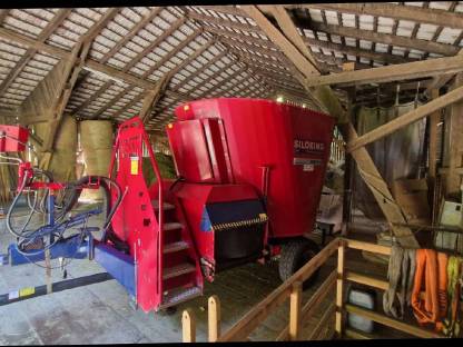 Bild 2:Futtermischwagen Bj. 2003 Siloking Premium