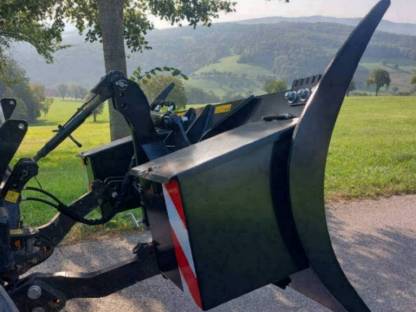 Bild 4:Polter/Planierschild