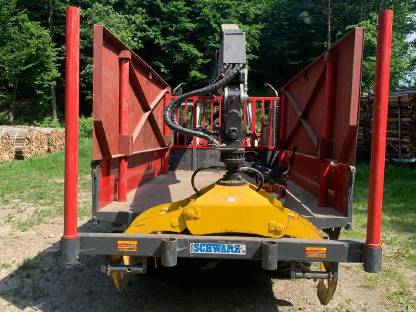 Bild 5:Kesla forstkran auf triebachs 3seiten kipper