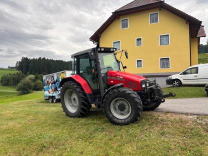 Bild 3:Massey Ferguson 6255