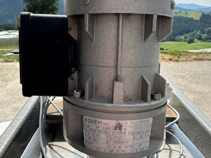 Bild 4:Milchtank Alfa-Laval RFT 330 l