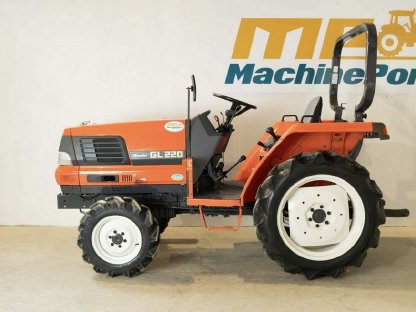 Bild 2:Kubota GL 220 Kleintraktor