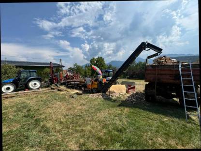 Bild 2:Ich spalte dein Brennholz ofenfertig