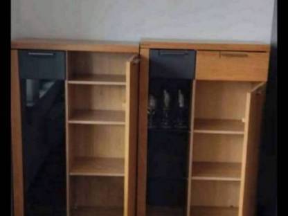 Bild 2:Wohnwand Eiche teilmassiv