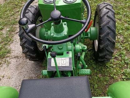 Bild 2:Holder A30 mit Feldspritze